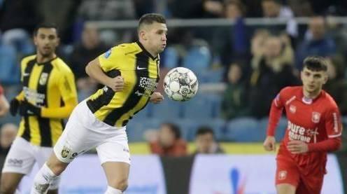 现伤病反复 现伤病反复