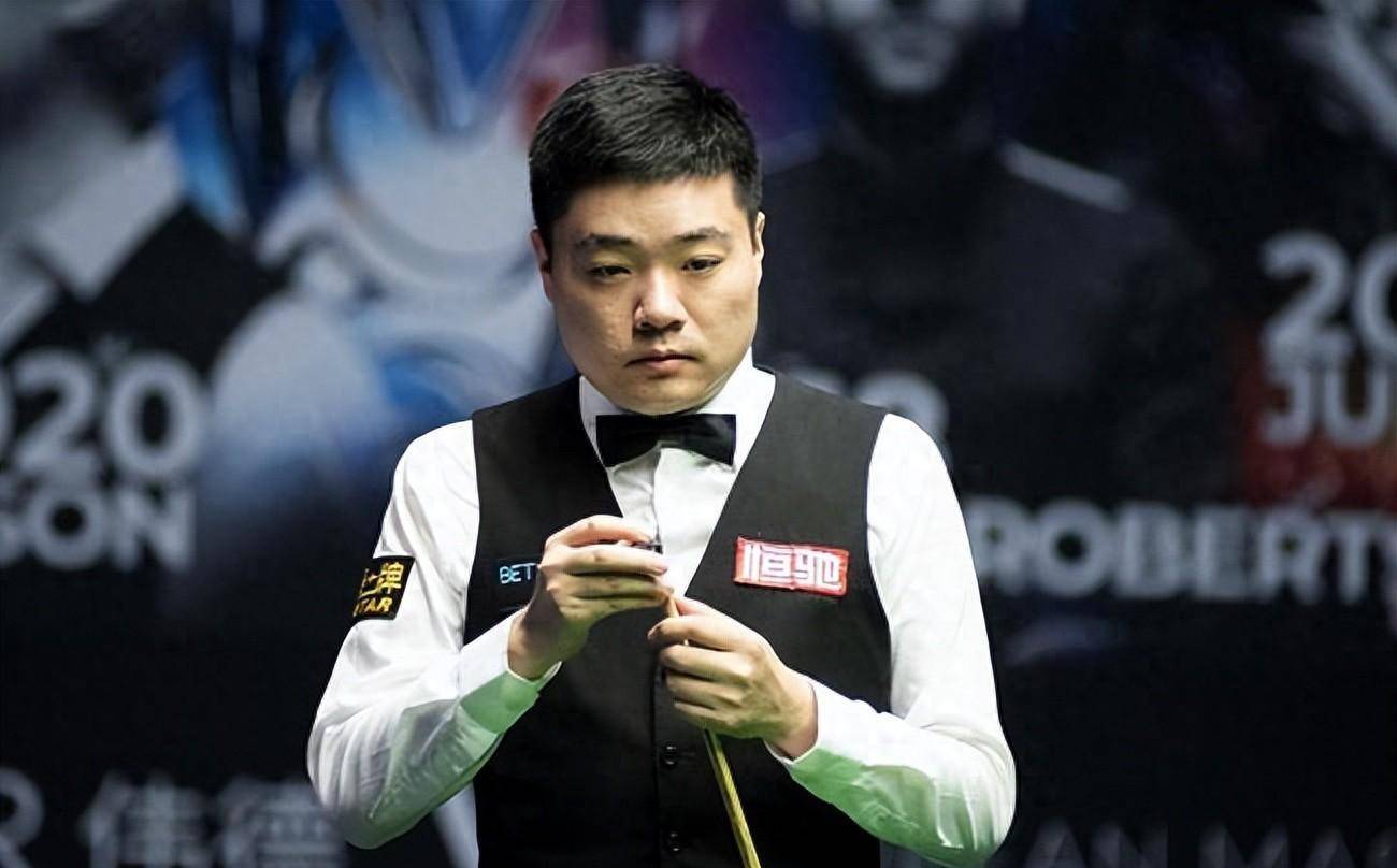 背后复杂的 背后复杂的